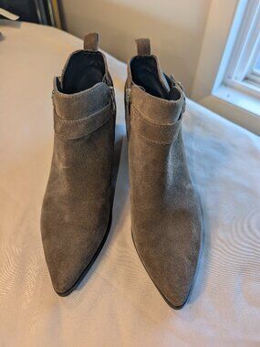 Marc Fisher Ireene Ankle Booties Gray EUC SZ8
